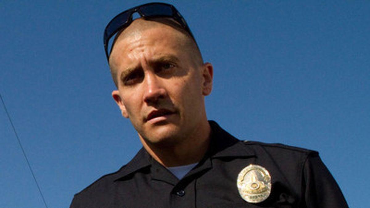 MovieEndorser's tweet photo. Jake Gyllenhaal’s Underrated Performance in End of Watch (2012) https://t.co/J2zM7z6J5l