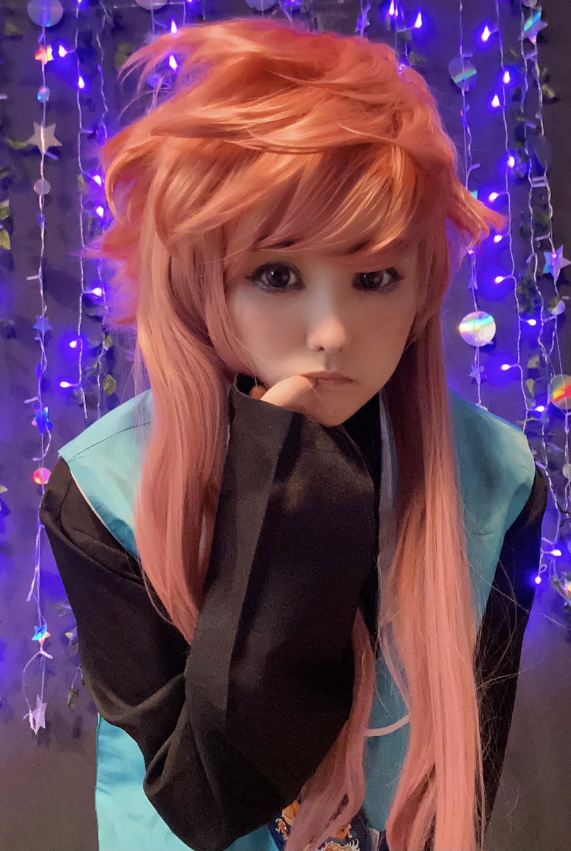 iyeon_u87755's tweet photo. I did a thing. Also the camera did not pick up the freckles I worked so hard on ㅠㅠ but Nemutions heart will update this Sunday on webtoons! #WEBTOONCanvas #nemutionHeart #cosplay #manga #fantasy #chungho https://t.co/9vgxJWJZS1