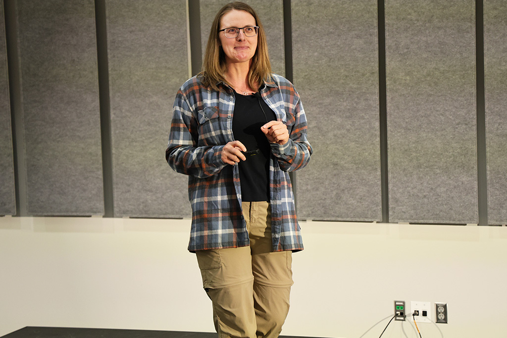 Amy Whitney, the director of the Center for Innovation, used her history as an experienced hiker to draw a roadmap for leaders in her 𝟭𝟴:𝟴𝟯 𝗦𝗽𝗲𝗮𝗸𝗲𝗿 𝗦𝗲𝗿𝗶𝗲𝘀 speech: blogs.und.edu/und-today/2023…

#UNDproud <a href="/NDinnovators/">Center For Innovation</a>