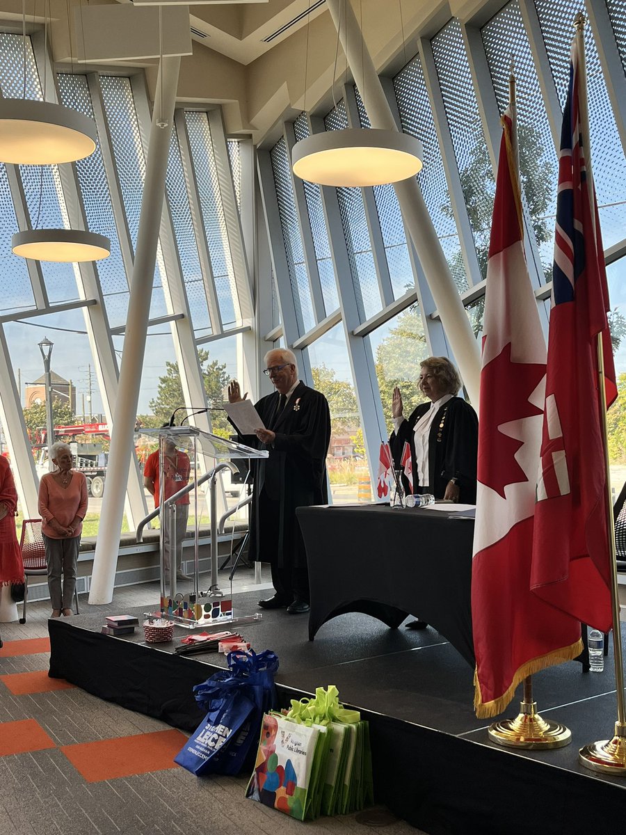 🇨🇦 Honoured to witness a pivotal moment at the Vaughan Civic Centre Resource Library, where 45 individuals officially became Canadian citizens today. 🍁 Embracing diversity and unity as we celebrate this wonderful addition to our nation 🎉🇨🇦

#cityofvaughan
#newcanadians🇨🇦
