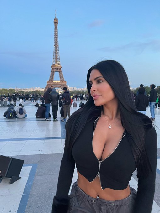 Paris i am inside you 😍 https://t.co/8mqSQHLKNU