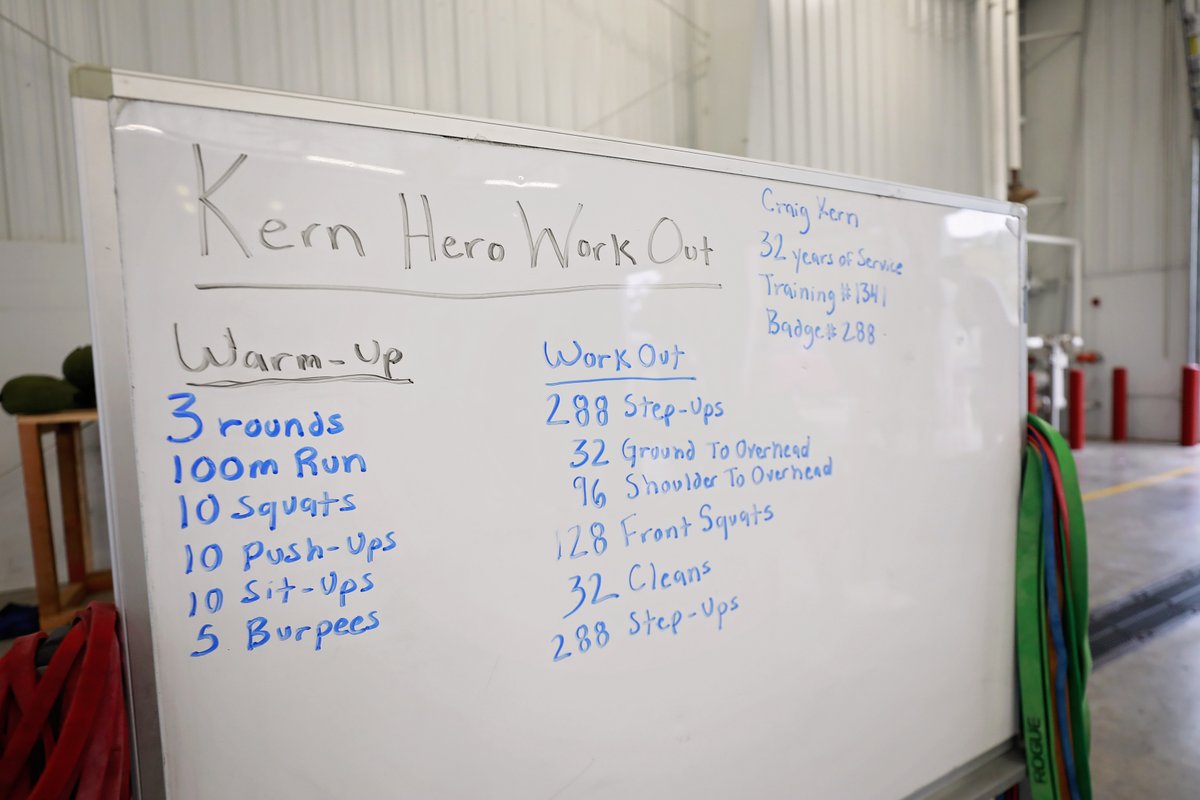 DSMFireDept's tweet photo. 🔥 Honoring a Local Hero 🔥

@RAILSHOOPS was looking for a team-building activity and so we invited them over for a special workout today, known as the "Kern Hero Workout." 

This workout was a tribute to late Fire Engineer Craig Kern, who passed away a year ago this week. (1/3) https://t.co/VOJE5BN5qP