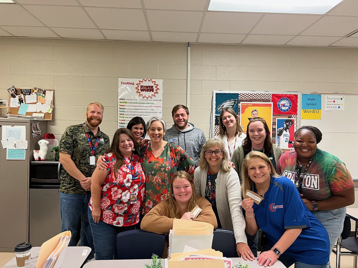 CathleenLacey's tweet photo. Today was a great day!
I had 8th grade teachers join me for Coffee and Tea in the morning and then this afternoon I led professional learning with our entire amazing math department!
I love being a teacher and am so thankful to be part of the team @CraytonMiddle! #BestOfCMS https://t.co/0Et5MoR3SY