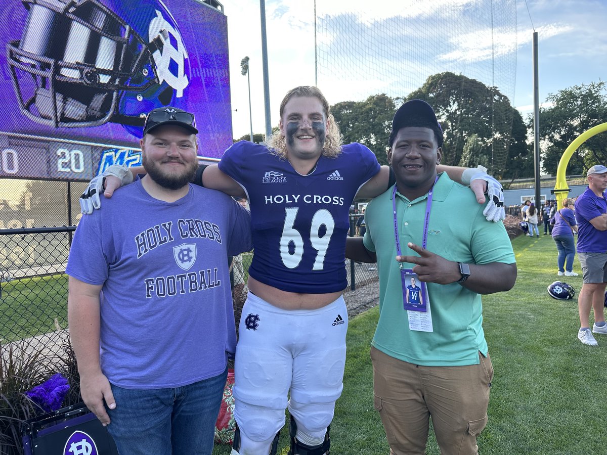 HCrossFB's tweet photo. There's one thing to know about C.J. Hanson: He’s always going to give 100 percent. 

As part of a family fueled by generosity and gratitude, the captain's loyalty and passion has lifted the Crusaders: https://t.co/cQHElWKUyx https://t.co/A74csHxym2