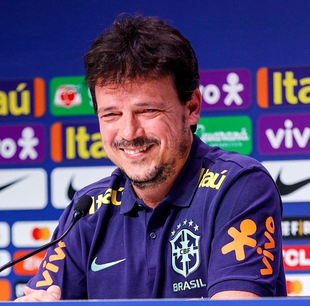 Hoje tem convocação da seleção brasileira para jogos contra Venezuela e Uruguai pelas eliminatórias. 

E aí, quem não pode ficar de fora?

📸: Rodrigo Ferreira