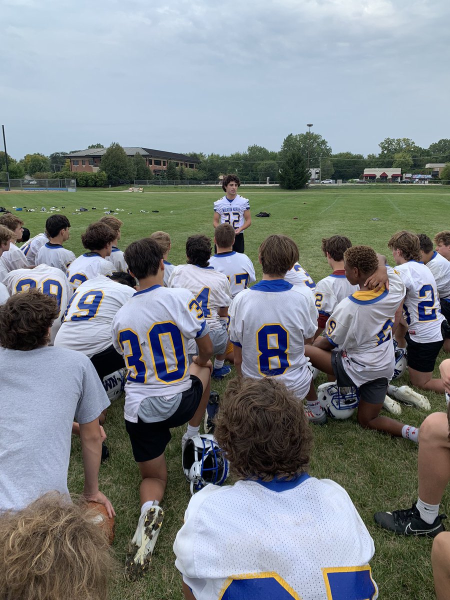 FroshWnhs's tweet image. Thank you @Lukebellini23 for being our week 5 in-season #FalconTalk speaker! Luke talked about being able to play multiple position to help the team, the importance of special teams, and being coachable. He also talked emphasized being a good person and showing everyone respect.