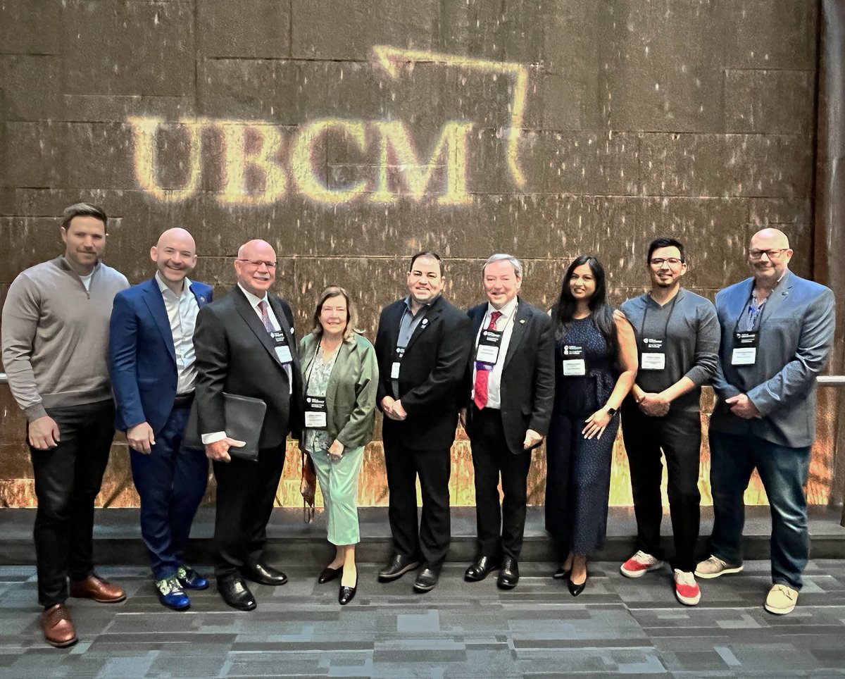 WestKelownaCity's tweet photo. West Kelowna Council met with B.C. Premier David Eby, nine Cabinet Ministers and provincial agencies at this week's UBCM conference to advocate for the strategic priorities that are of critical importance to our City and community. 

Learn more:
https://t.co/Ao7qMIL4MH https://t.co/A68iLiFuEh
