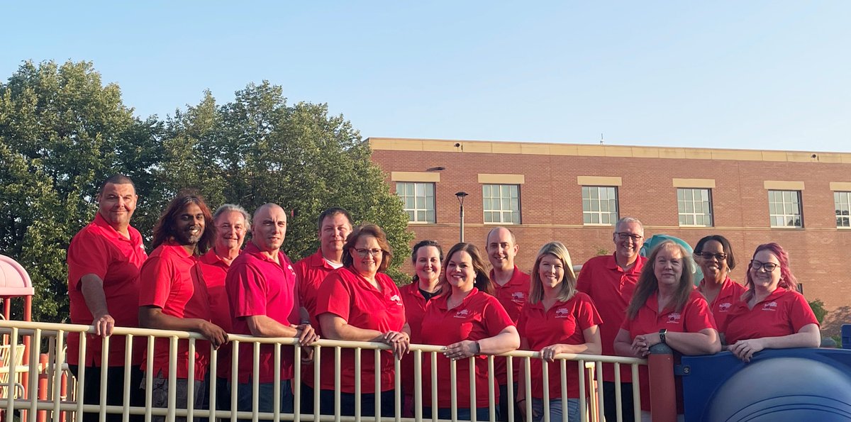 RaspberryFest's tweet image. Volunteer With Us!
Applications are now being accepted to serve in a governance role with the Hopkins Raspberry Festival Board of Directors or as a festival volunteer!
For more information, visit our Volunteer Page, raspberrycapital.com/volunteer/