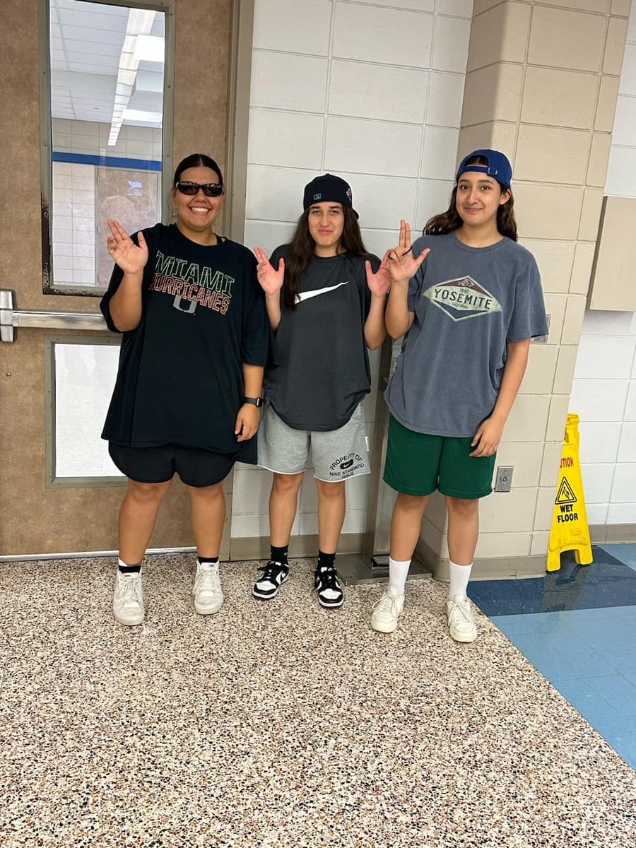 PasadenaISD_TX's tweet photo. NOT ADAM SANDLER DAY at Sam Rayburn 🤣😂 https://t.co/qvQfXPqlAj