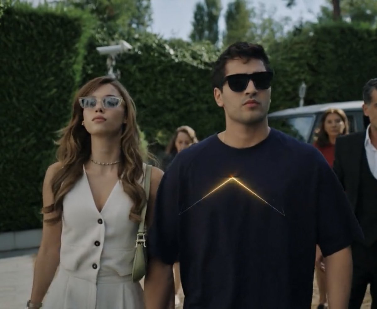 Her şey sizin yüzünüzden çok güzelsiniz ya defolun.
#SeyFer #YalıÇapkını