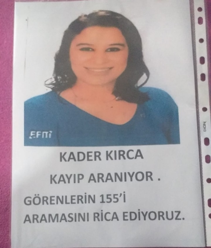 Kızım Kader Kırca 1 Aydır Kayıp Hayatından endişe ediyorum  Kartal pendik Usküdar civarlarında Görenler den Rica ediyorum ALLAH Rızası için 155 i Yada 5448690039 Numarayı Aramalarını Rica ediyorum