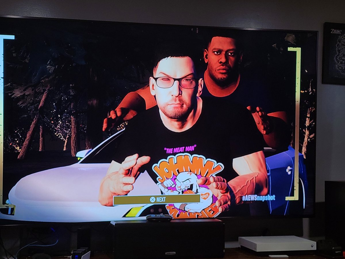 CyrusBorg's tweet image. Got a picture with @TrueWillieHobbs today.