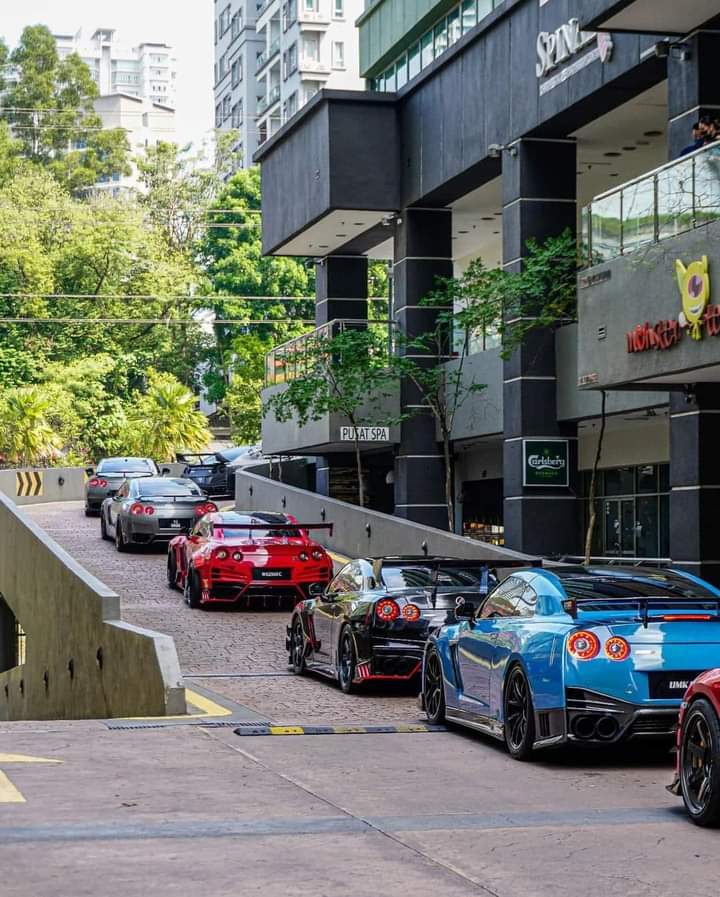 world on whells (@runcarspic) on Twitter photo 