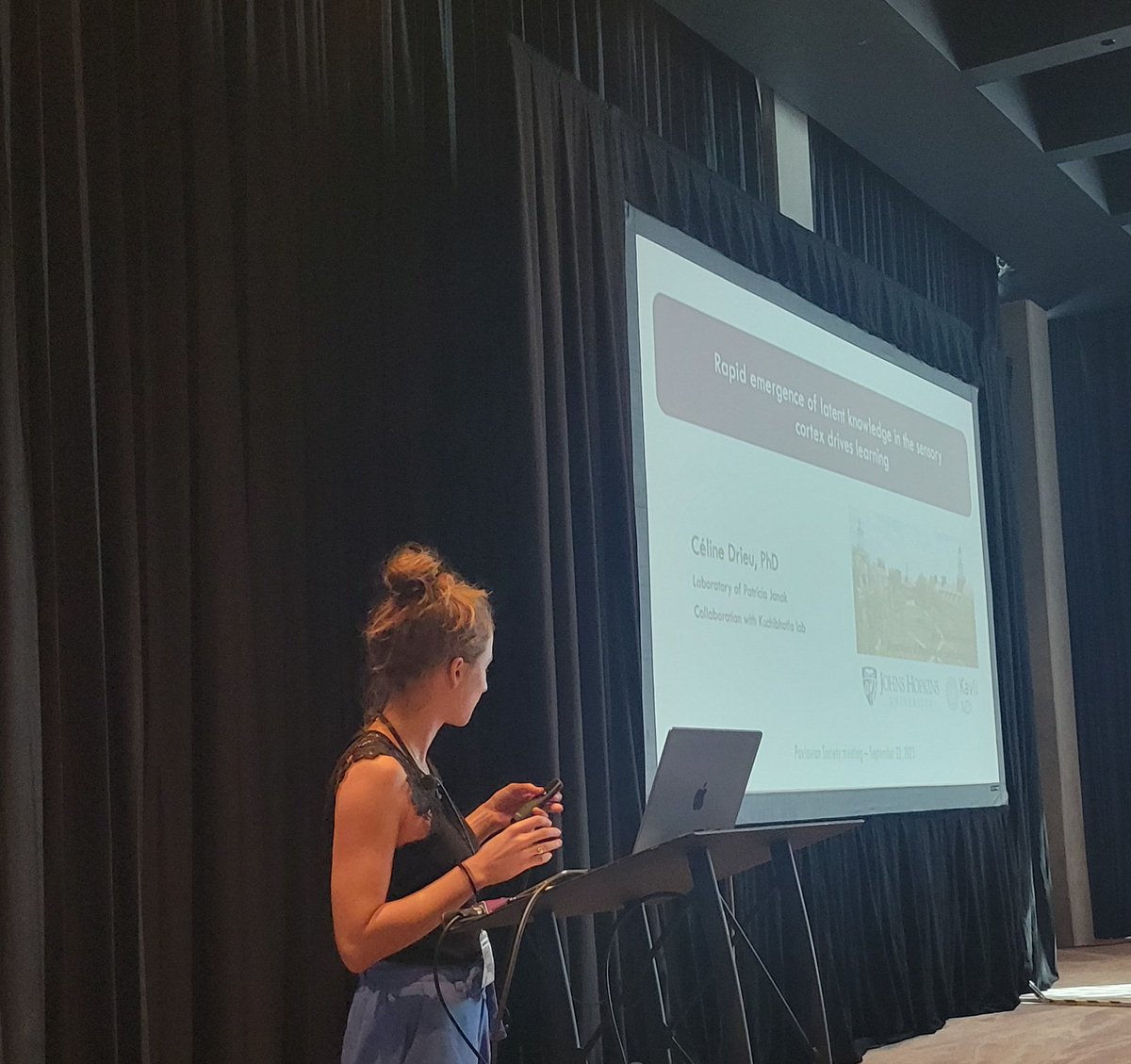 PavlovSociety's tweet image. 4th and final symposium of the day. Hierarchical regulation of reinforcement and reinstatement with @Kurt_Fraser @ItoLiMBiClab @BenSaunders &amp;amp; Céline Drieu #Pavlovian2023