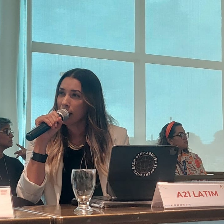 coalicioncorett's tweet photo. Angie De Luna de @A21LATAM , extendió una invitación a los países miembros de #CORETT para sumarse a la caminata que promueven a nivel internacional, así como a otros proyectos relacionados con la Campaña #PuedesVerme https://t.co/ZiVtNcCOs9