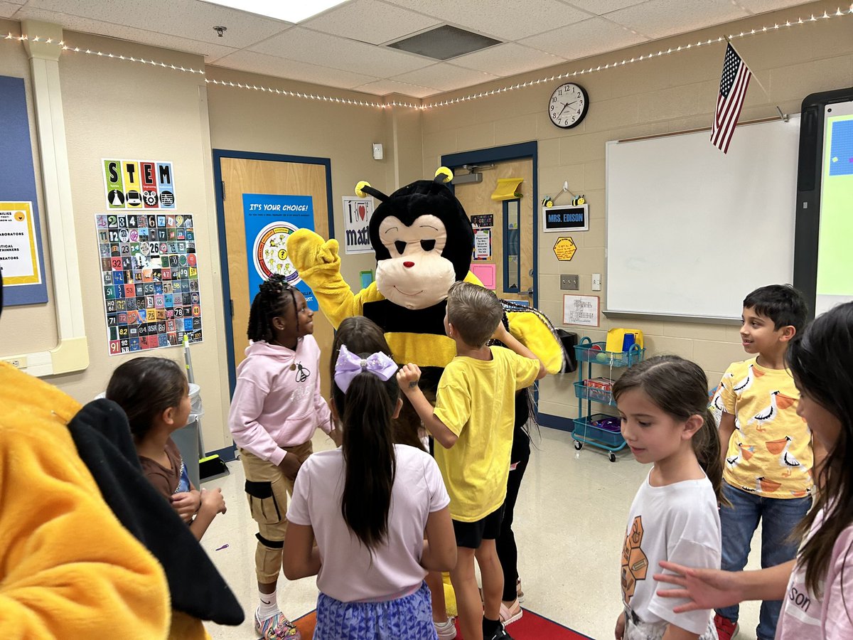 Dior Edison tweet media