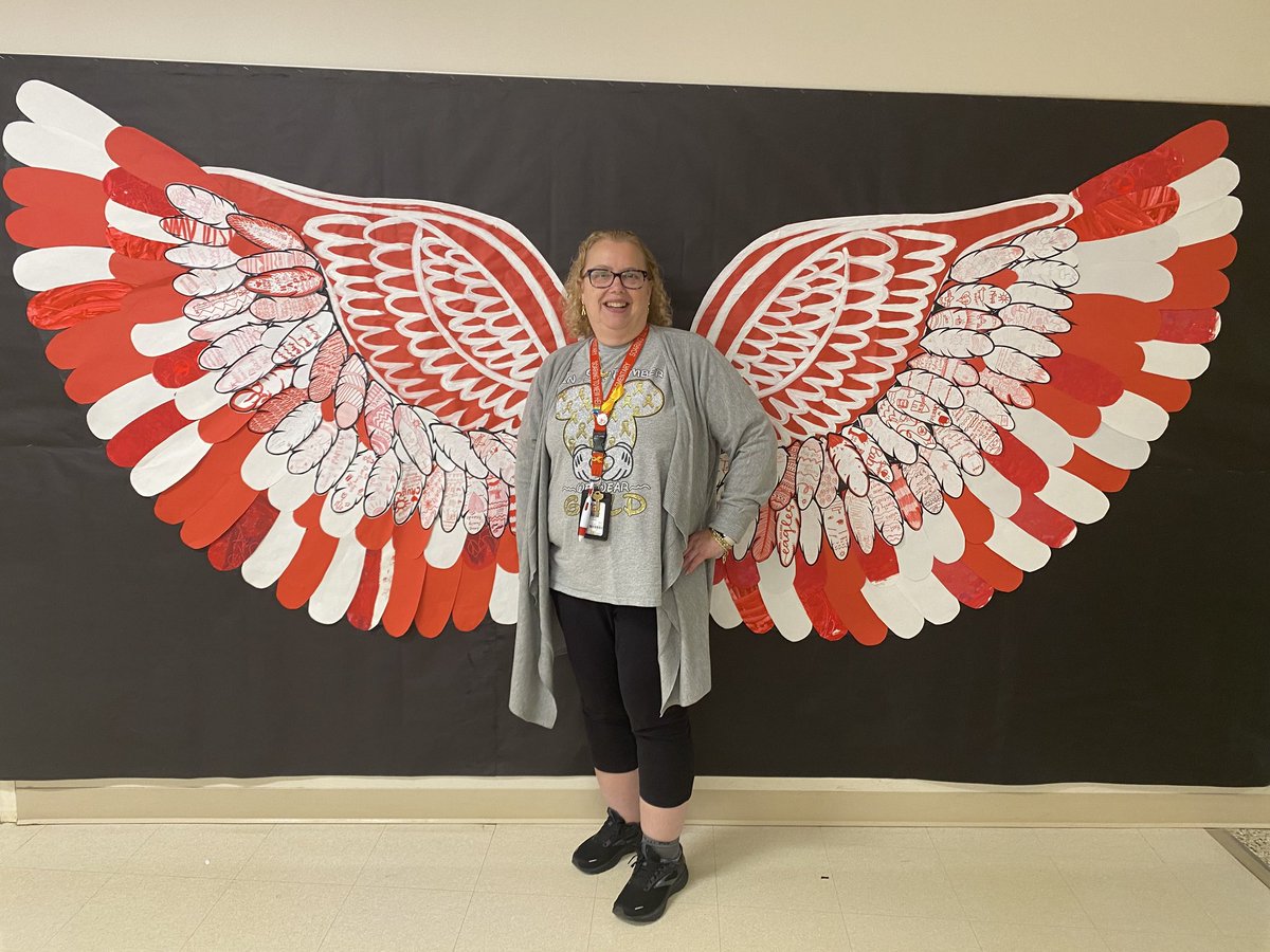 Proud to be an @Ashlawneagles! Amazing wings by the talented @ArguetasArtists