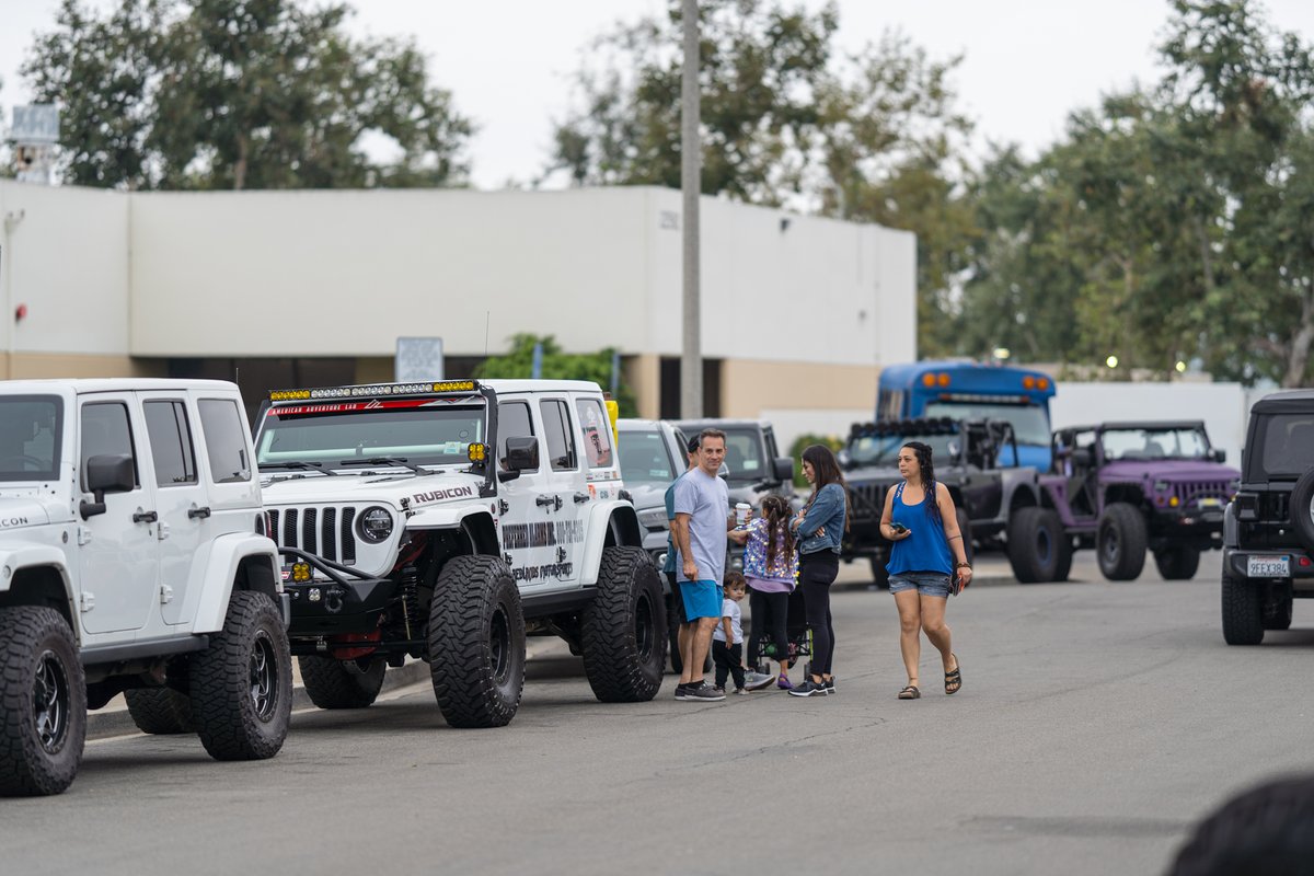RebelOffRoad's tweet photo. Some photos from this weekends Jeeps and Java #jeep #jeepsandjava #offroad #gladiator #wrangler #overland #SoCal @Jeep https://t.co/tBUnGd9Hjc