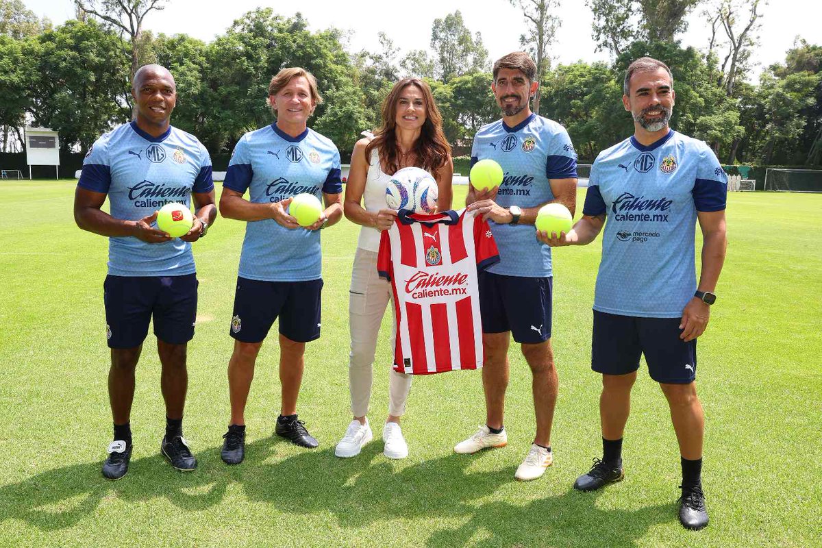 VPaunovic tweet media