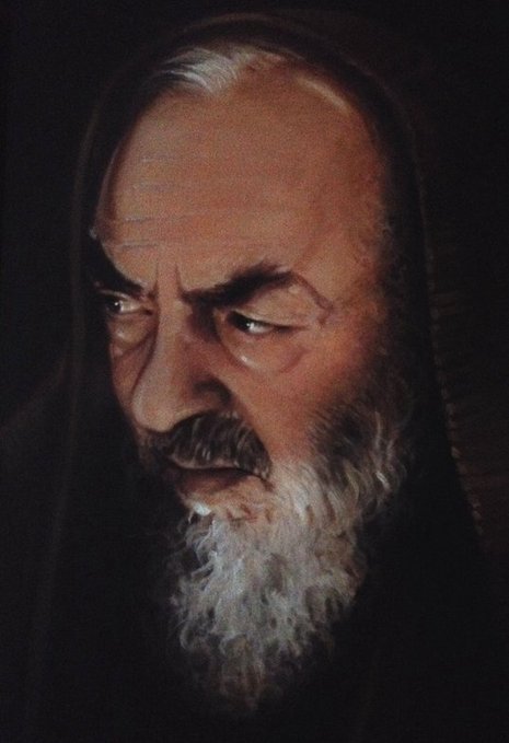 Santododia1's tweet photo. "Quanto mais as trevas
parecem crescer, mais
perto Deus está de nós."

São Padre Pio. https://t.co/kN5m0bdT3t