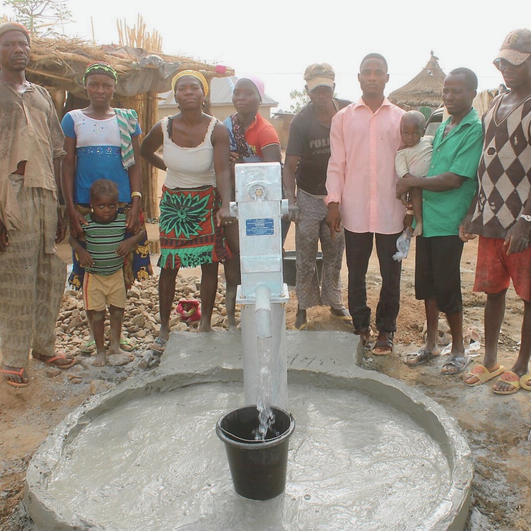 Residents of Alipi Village, #Nigeria, told us of a 35-year struggle to survive without a well! A murky river was the only option, even when the water was known to cause disease &amp; death. With support of our donors, Lifewater drilled a well. Now there is safe, accessible #water! 💧