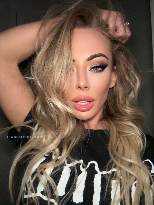 Morning, who&rsquo;s still out from last night? https://t.co/DV659opl3a<a href="/tag/margotrobbie"class="tags"><span>#margotrobbie</span></a><a href="/tag/x"class="tags"><span>#x</span></a><a href="/tag/win"class="tags"><span>#win</span></a>