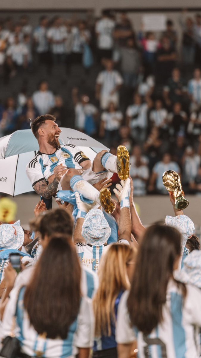 Messi out of Context (@outmessi_) on Twitter photo 