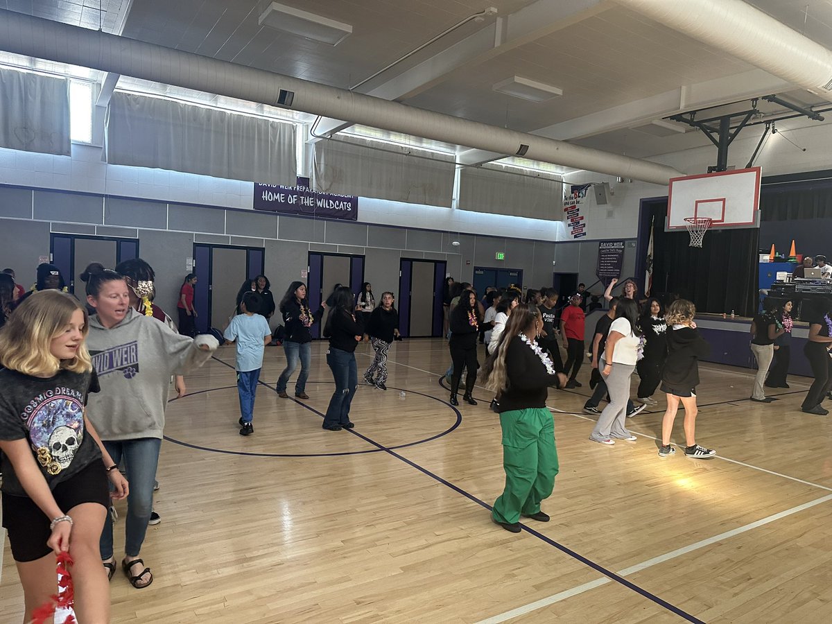 Cupid Shuffle at @WeirElementary Aloha Welcome Back Dance!