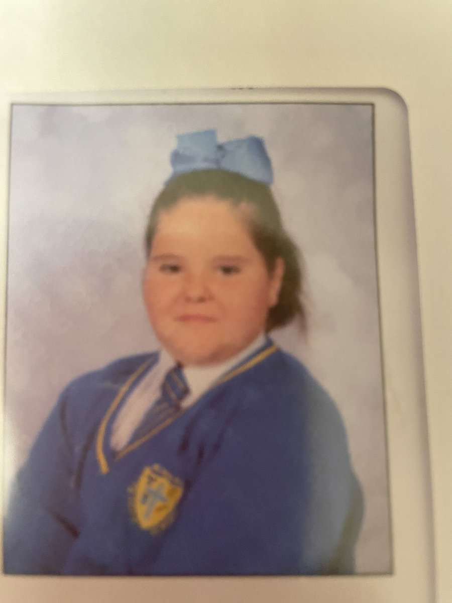 TraceMarie1972's tweet photo. What a fantastic week Scarlett’s had, reading awards and school photos done.well done sweetheart and well deserved keep going and keep up the good work Library tomorrow to pick another award Awesome 🫶🏻😘❤️🙌🏻 https://t.co/5OOL0QWvLS