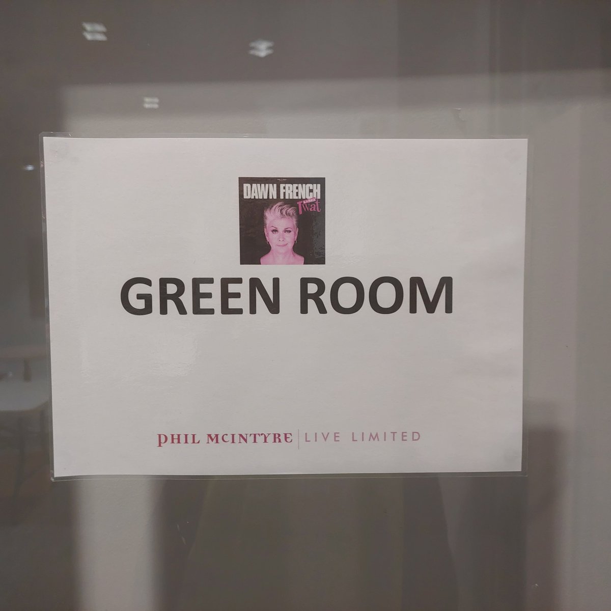 Robert T tweet media