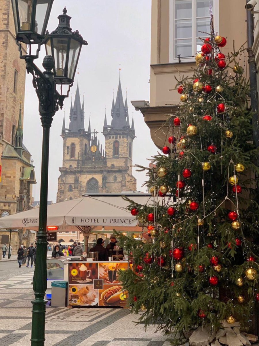 Architectolder's tweet image. Christmas shopping in Prague anyone?