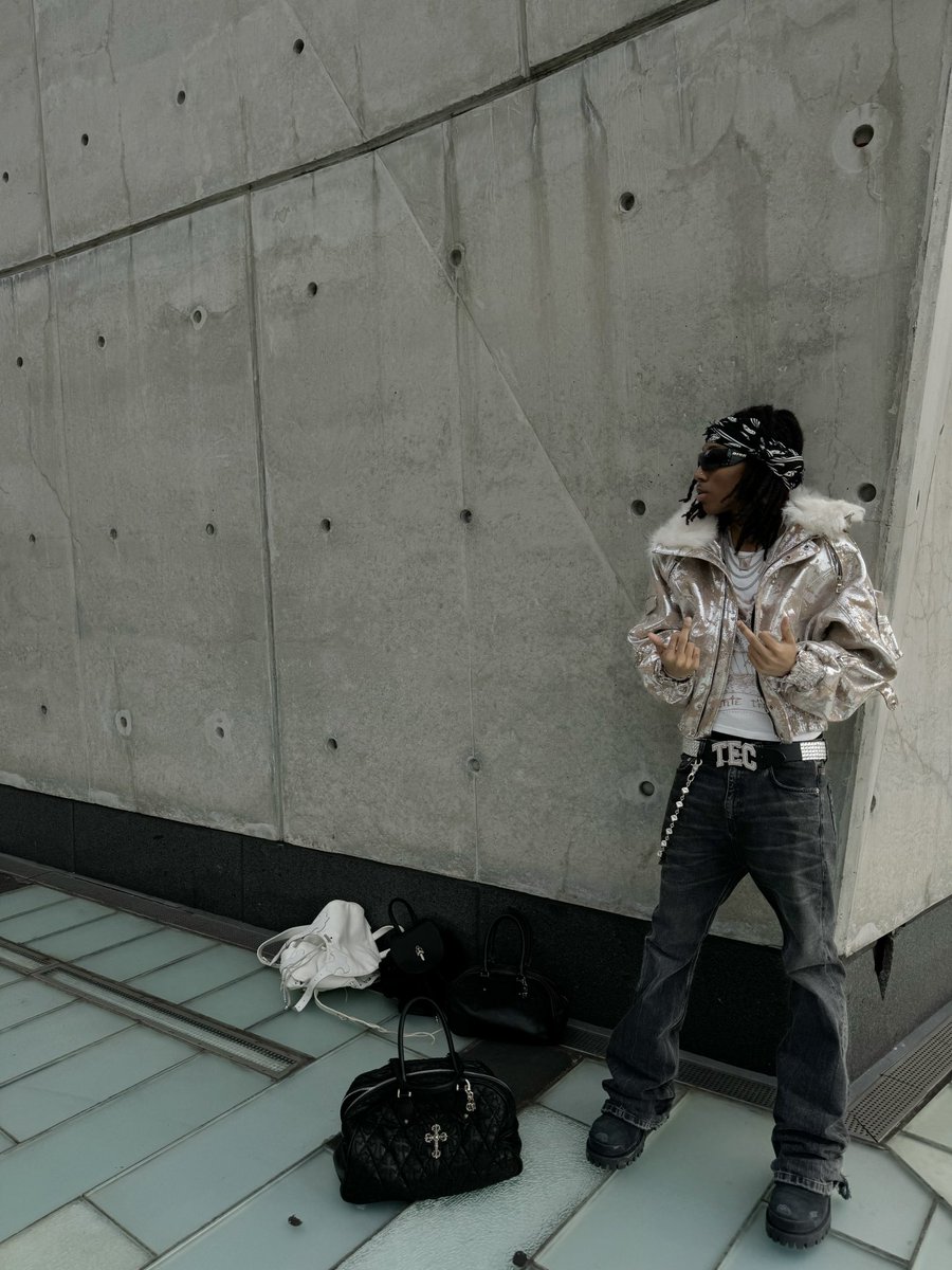 tec (@liltecca) on Twitter photo 