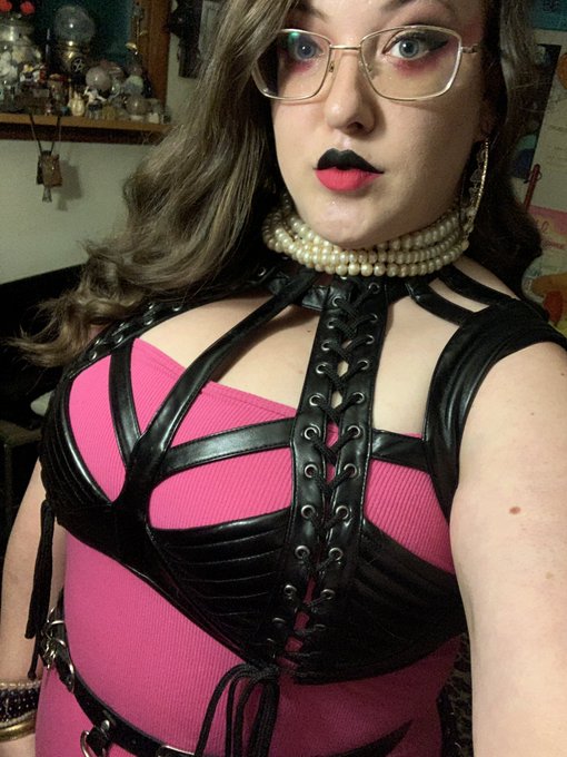 anyone order a bondage Barbie doll?&hellip;no?&hellip;just me?😻🖤😈 #Freakyhoes #FridayFeeling #LoveIsBlind #legallyblind<a href="/tag/bdsm"class="tags"><span>#bdsm</span></a><a href="/tag/fridayfeeling"class="tags"><span>#fridayfeeling</span></a><a href="/tag/loveisblind"class="tags"><span>#loveisblind</span></a><a href="/tag/pawgslut"class="tags"><span>#pawgslut</span></a><a href="/tag/nsfwacc"class="tags"><span>#nsfwacc</span></a>