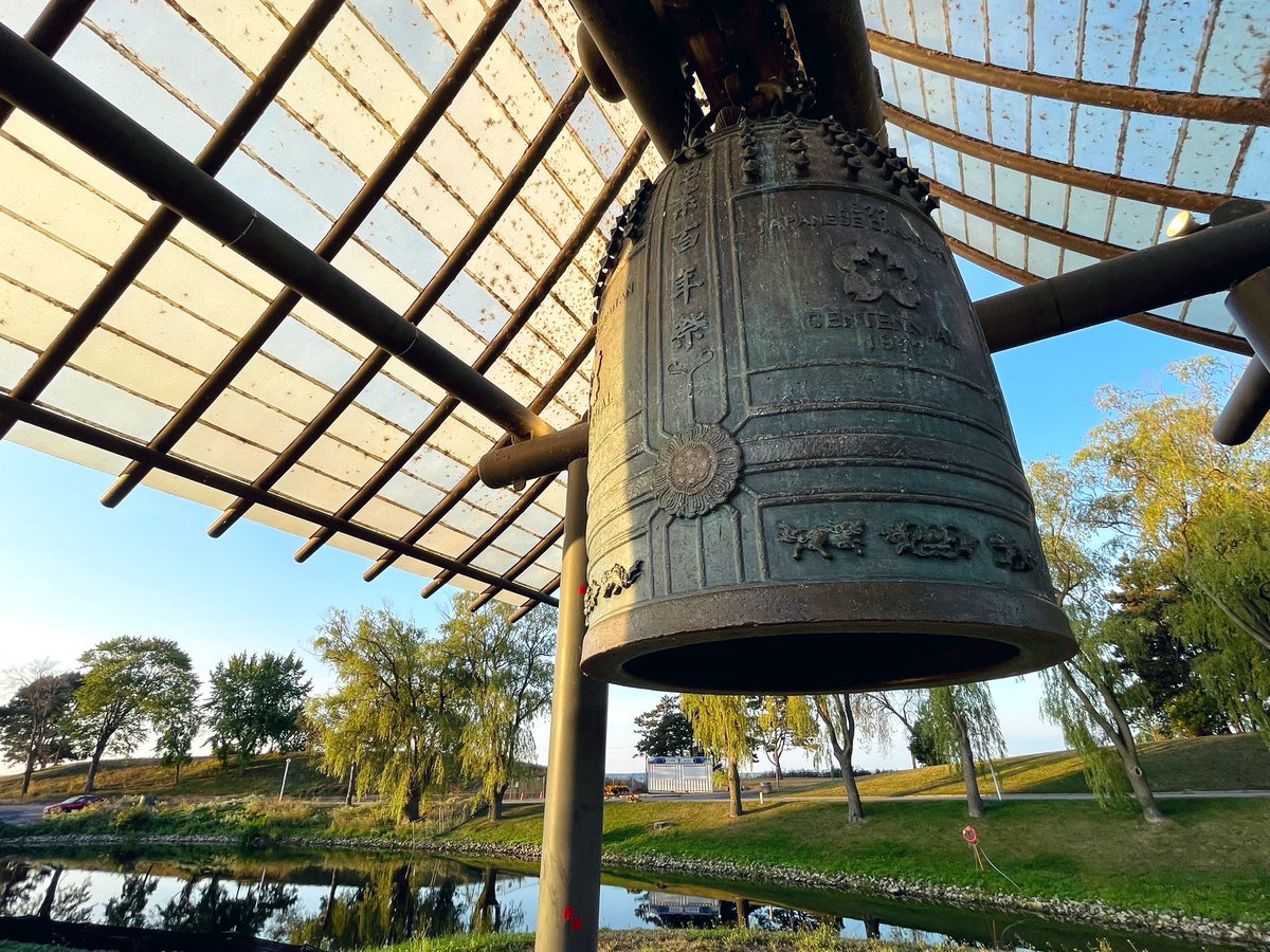 g_meslin's tweet image. Look at these photos, taken today by @ONPlace4All. Can you imagine, rather than using this as the starting point for an amazing park, bulldozing it, filling it with concrete, and enclosing it in a private indoor waterpark? What a lack of vision. What a disregard for heritage.