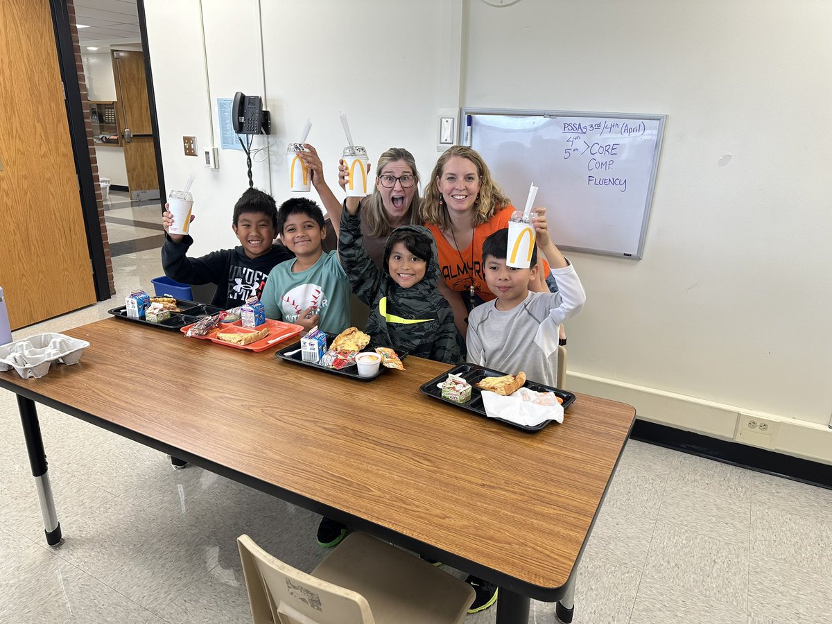 ROAR experience at <a href="/ForgeElem/">Forge Rd Elementary</a> with Mrs. Manlove! Not sure who had more fun! 🧡 #ThisIsPalmyra #relationshipsmatter