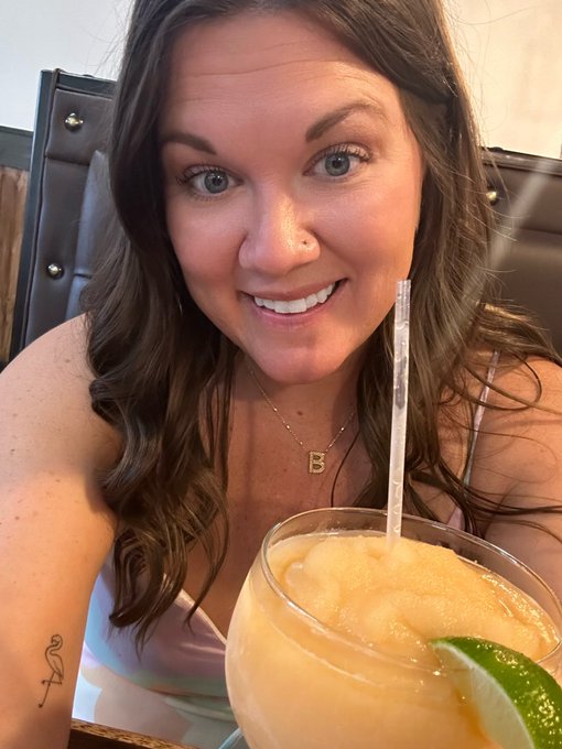 Is Taco Friday a thing?? 🌮 https://t.co/5ASEdIH282