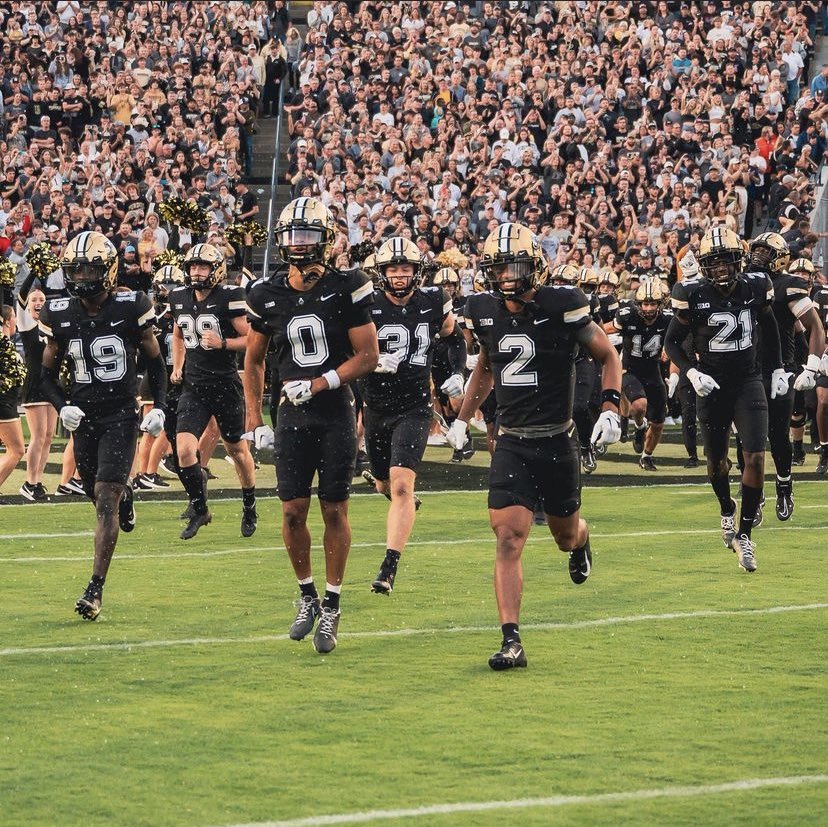 Tyreek King (@tyreekking15) on Twitter photo Beyond Blessed to receive an Offer from Purdue University!!! <a href="/Coach_CPatt/">Cory Patterson</a> <a href="/Coach_Walters/">Ryan Walters</a> <a href="/NCEC_Recruiting/">NPA</a> <a href="/NatlPlaymkrsAca/">NatlPlaymkersAcademy</a> <a href="/supermax100_/">Super Max 100</a>
<a href="/PennySmith_/">Smith</a> <a href="/Grade_aTraining/">Penn</a> <a href="/TeamUp7v7/">TeamUp7v7</a> <a href="/KCIrishFootball/">Knoxville Catholic Football</a>
<a href="/athletics_wave/">Steve Matthews</a> Beyond Blessed to receive an Offer from Purdue University!!! <a href="/Coach_CPatt/">Cory Patterson</a> <a href="/Coach_Walters/">Ryan Walters</a> <a href="/NCEC_Recruiting/">NPA</a> <a href="/NatlPlaymkrsAca/">NatlPlaymkersAcademy</a> <a href="/supermax100_/">Super Max 100</a>
<a href="/PennySmith_/">Smith</a> <a href="/Grade_aTraining/">Penn</a> <a href="/TeamUp7v7/">TeamUp7v7</a> <a href="/KCIrishFootball/">Knoxville Catholic Football</a>
<a href="/athletics_wave/">Steve Matthews</a>
