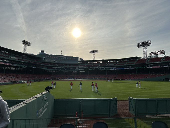 i&rsquo;m still drinkin that garbage https://t.co/PbIxAf8PKk