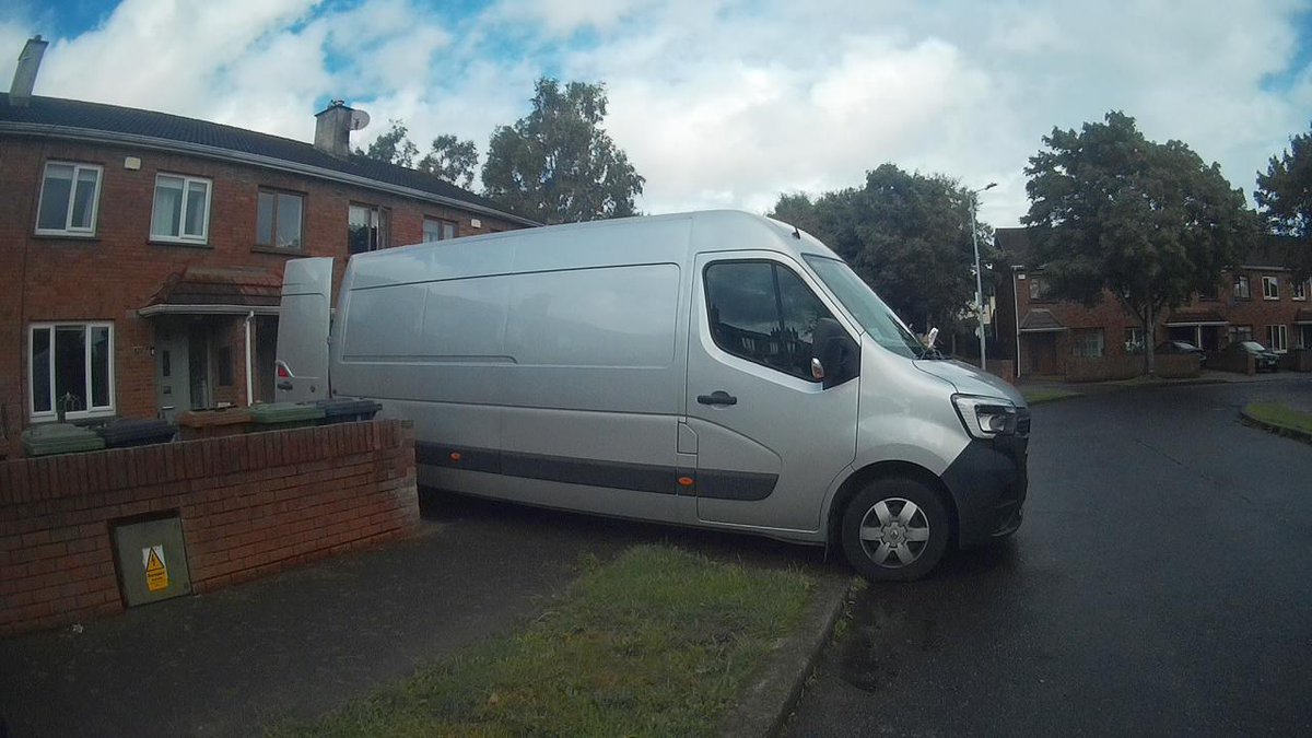 Year after year, it's difficult to #makeWayDay with cars & vans blocking footpaths. @RSAIreland should arrange for @insurance_irl @Dept_Transport Motortax & @NCTIreland to send out an A5 flyer on safe parking tips with their correspondence to create awareness. #MakeWayDay23