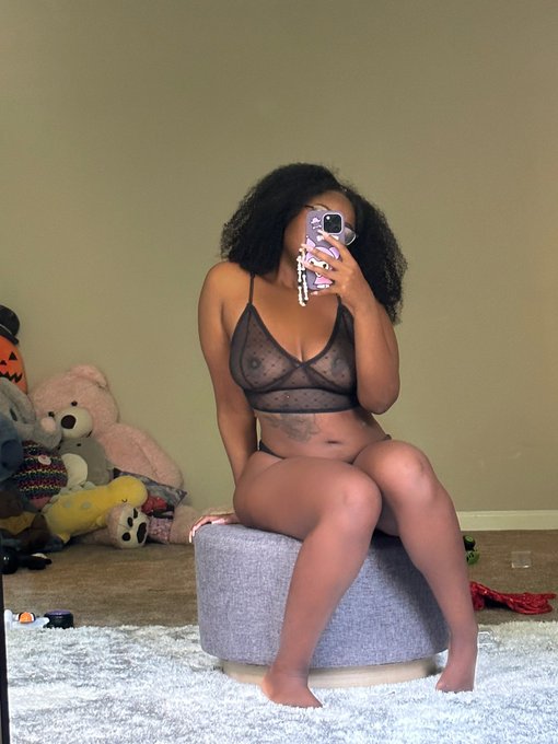 You like good girls don't you https://t.co/UkvpteX5ol