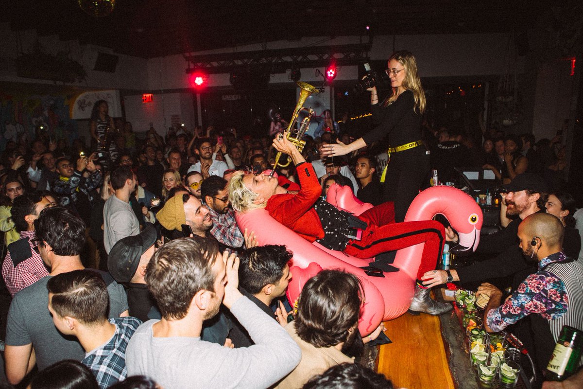 pre save my next single “welcome party” out 10/06 #welcomeparty #letrumpet #iykyk

pre save here: hypeddit.com/p1jxyt