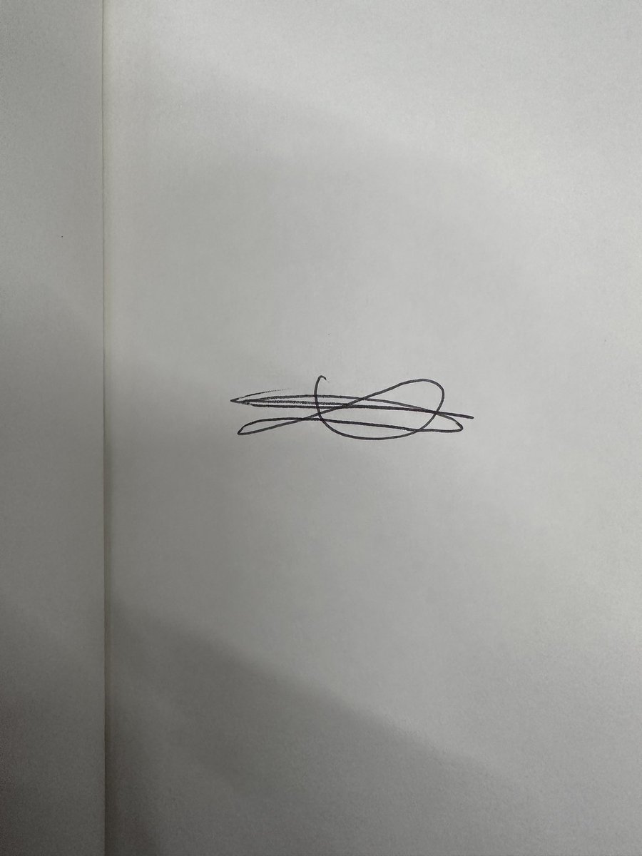 t8tum's tweet photo. @Lesdoggg What in the chicken scratch?! ☠️#lesliefckingjones https://t.co/Xaig7Rcz55