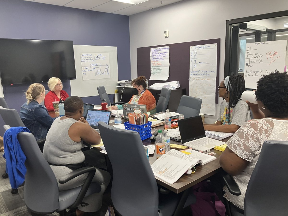 Center Elementary tweet media