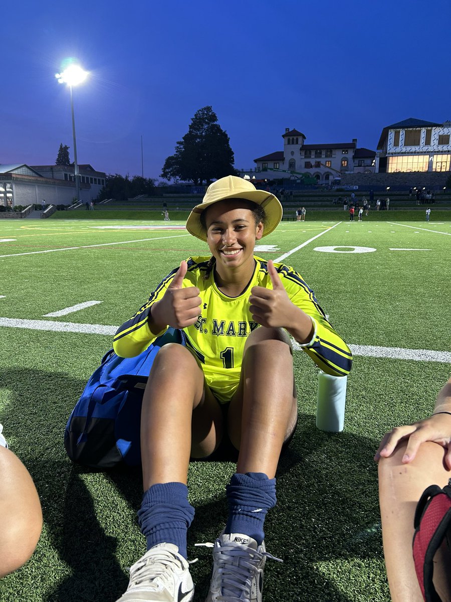 StMarksGSoccer's tweet image. Final: 
St Mark’s: 1 
Dexter Southfield: 1 

Explorer of the Game: Alyna Eggleston ‘26 with incredible saves and toughness in goal! 

*SM goal scored by Meredith Dane ‘25! Congrats Mer on your first goal! 

#gosmlions #smlionpride #defendtheden #smgvs2023 #islsoccer