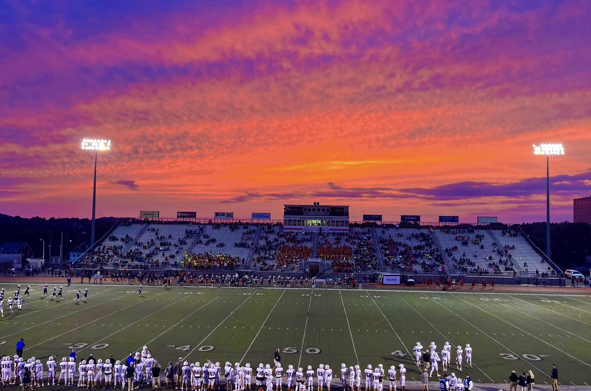 Friday Night Lights at BASD stadium. Nazareth taking on Liberty.. LET’S GO NAZARETH!! 🔵🦅🏈💪🏼💪🏼 <a href="/69SportsBT/">The Big Ticket</a>