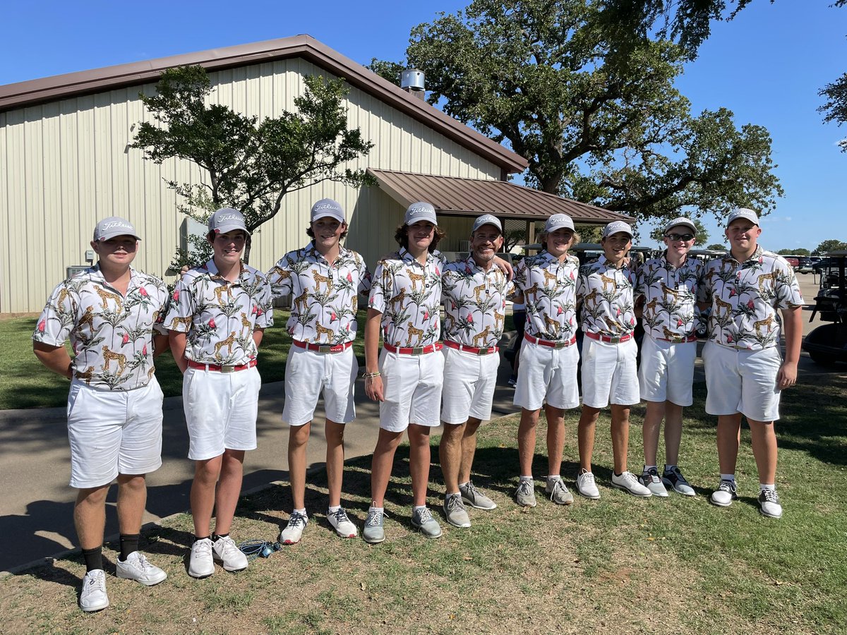 heritagegolfers's tweet photo. Great start to the season today in Round 1 @ Squaw Valley Golf Course. Highlighted by Brynlea Caldwell setting Heritage Girls school record 5 under 67 🔥 &amp; Jagger Cole even par round! Round 2 tomorrow @MISD_Athletics @MidloHeritage 
#GD2BAJ https://t.co/THm5GQ2QDa