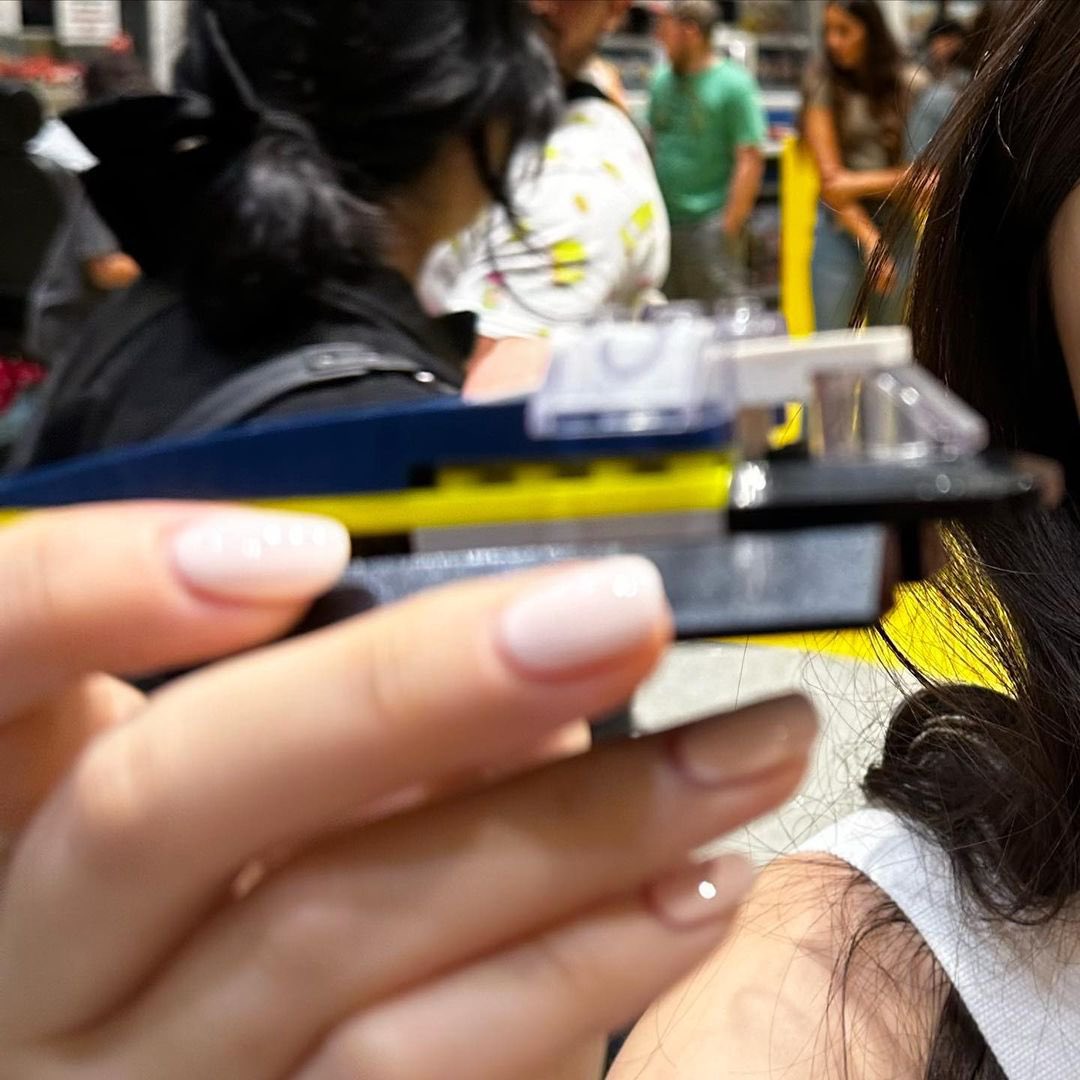 I'm so late but here are some bday vacay dumps. Notes: I'm having so much fun! 🦦🏖️💕