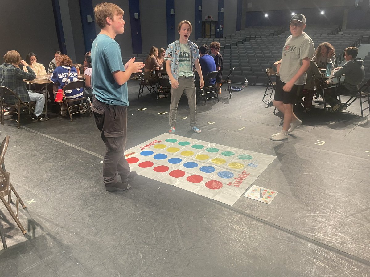 UHS Drama tweet media