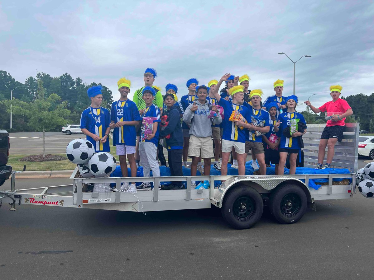 vancecharter's tweet image. Vance Charter traditions are strong and sure are special!

Our annual Homecoming Parade, Picnic and Pep Rally were fantastic!Vance Charter spirit is the absolute best!

Go KNIGHTS!!  Blue and Gold!!