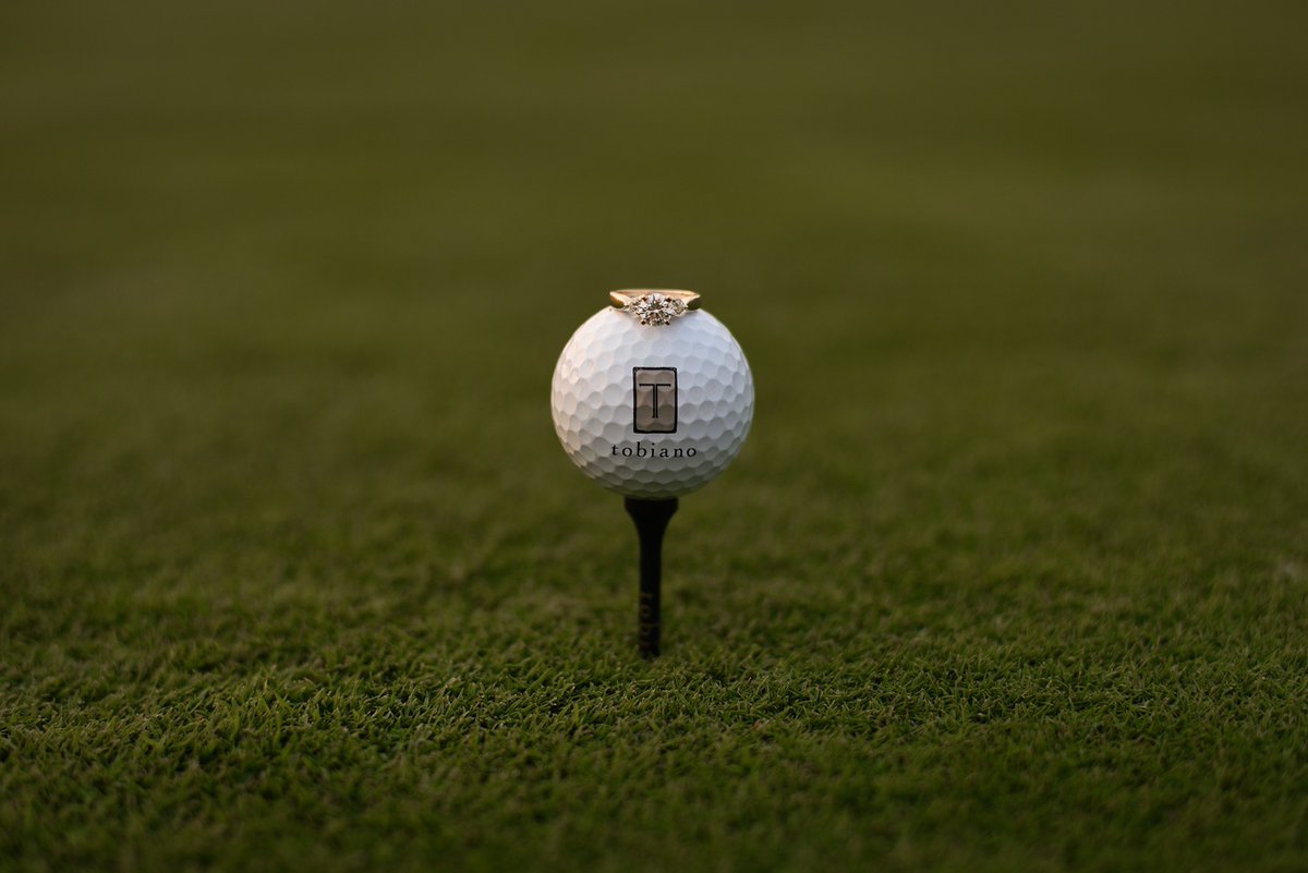 tobianogolf's tweet image. We couldn't think of a better place for a proposal. 💍⛳️  

Nothing like the backdrop than the one from Hole 15 for this special occasion, along with some bubbly at The Black Iron Club &amp;amp; Grill at Tobiano. 🥂 

📷: Brady Olson / The Olsons Creative 

#tobianogolf #golfbc #kamloops